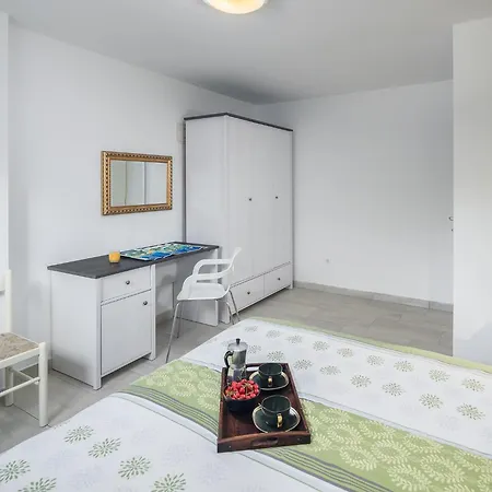 Spadici Luna Apartment Porec